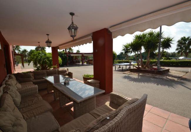 Villa Finca Escalicha Камбрильс Экстерьер фото